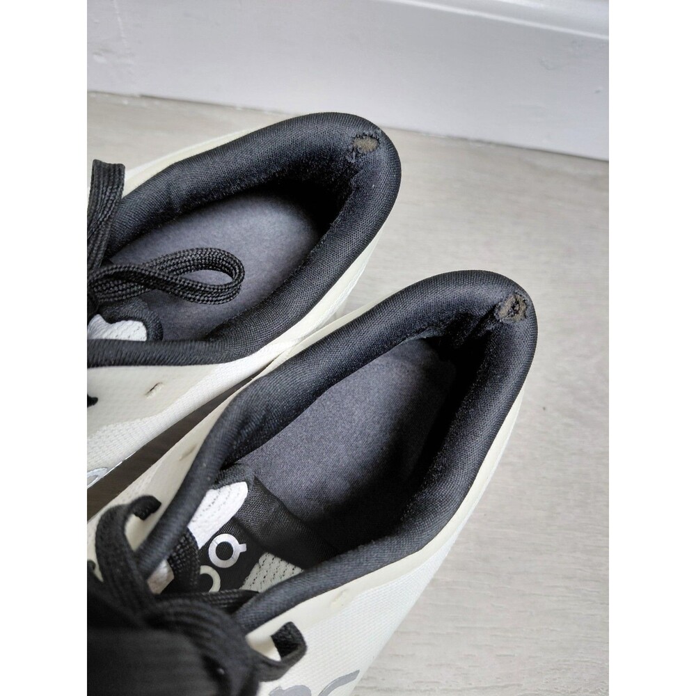 Size 8.5- ON Cloud X 4 White Women's Sneakers - Picture 9 of 16